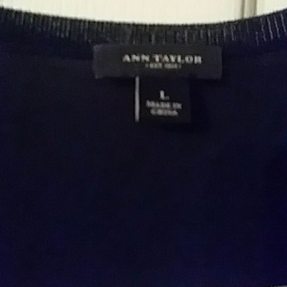 Ann Taylor - Picture 2 of 4